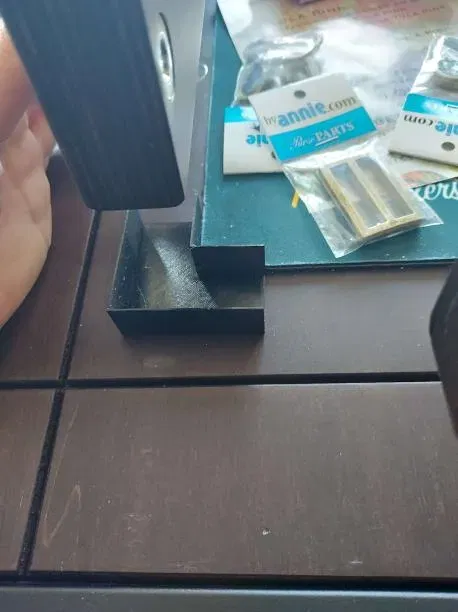 Củng cố góc bàn chơi game Sunnygeeks chống di chuyển tường cellar - Image 2