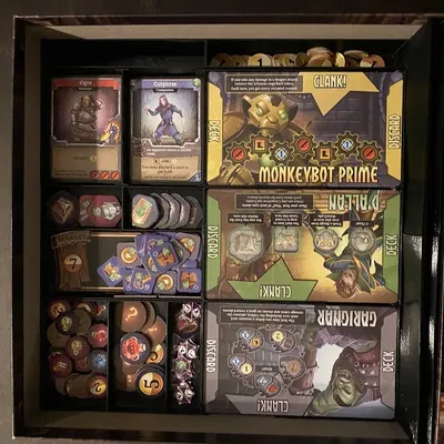 Giá đỡ cho trò chơi Clank! với các phần mở rộng