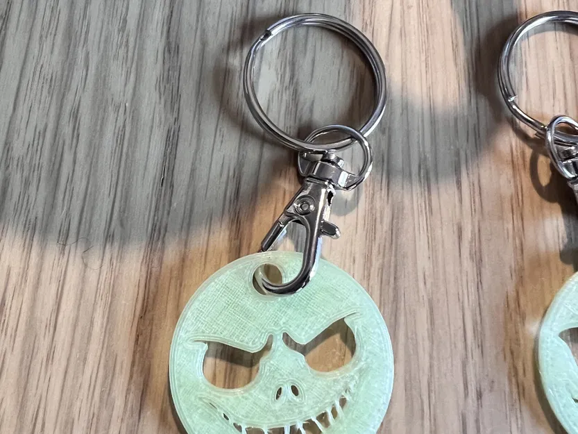 Porte-clés ma quái cho Halloween với hình mặt đáng sợ - Image 3