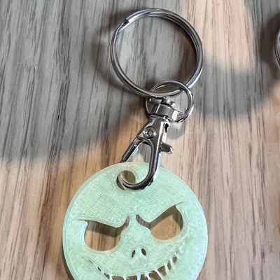 Porte-clés ma quái cho Halloween với hình mặt đáng sợ