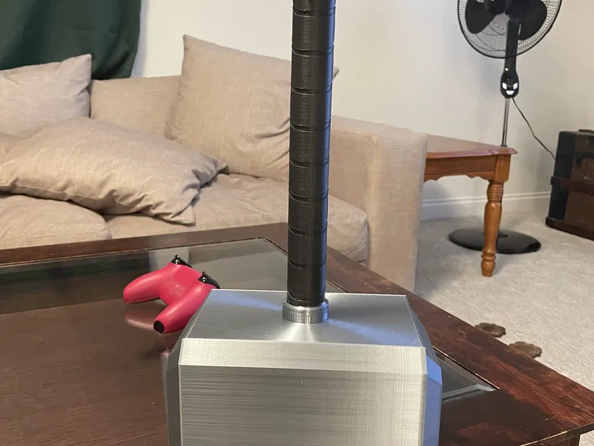 Búa thần Thor Mjolnir với thiết kế chi tiết - Image 4
