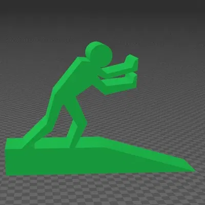 Người đàn ông giữ cửa với giá đỡ cửa hài hước