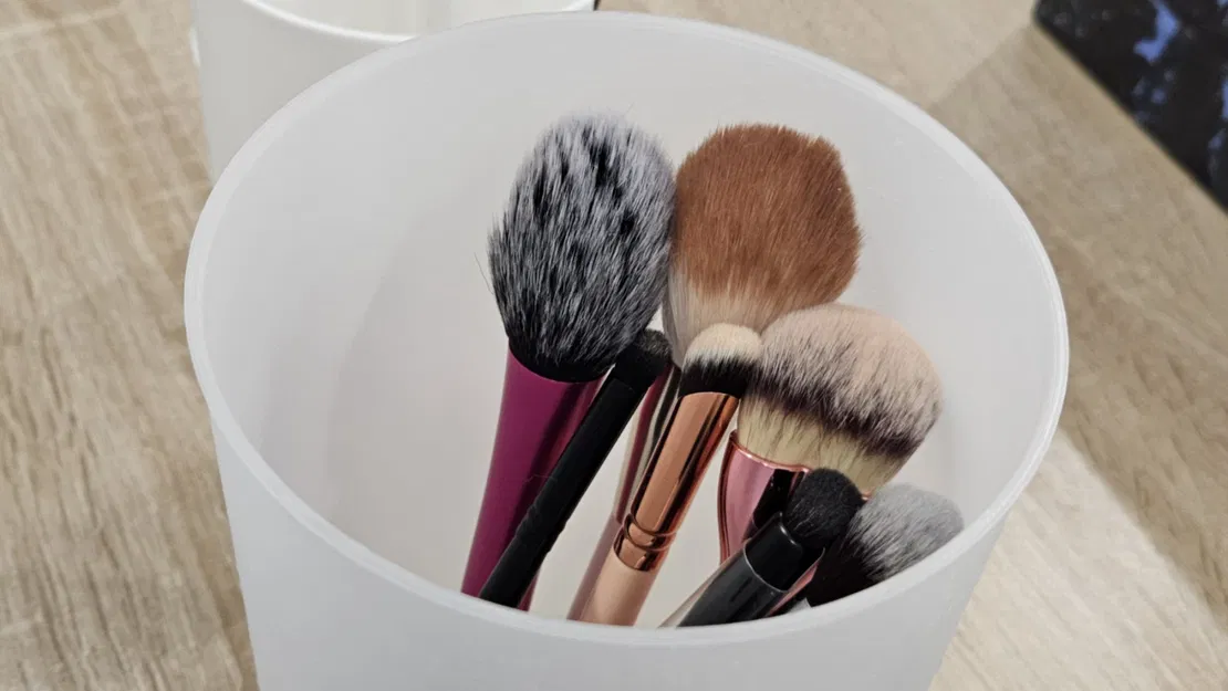 Giá đỡ cọ trang điểm có nắp và đế xoay - Image 7