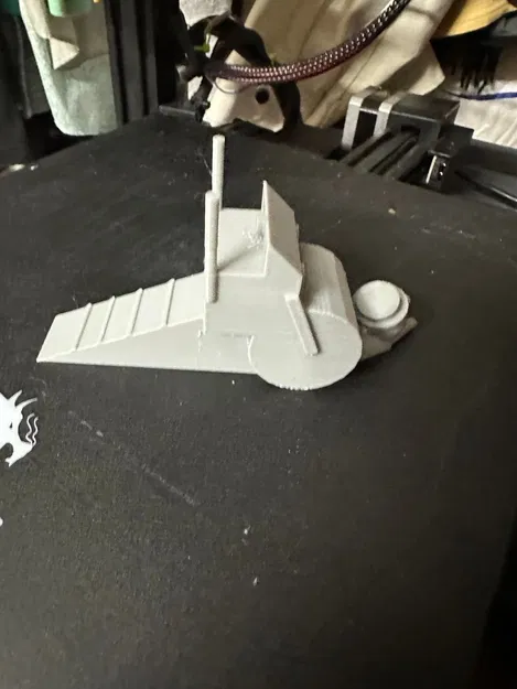 Giá đỡ cửa lấy cảm hứng từ nhân vật Judge Doom - Image 1