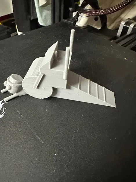 Giá đỡ cửa lấy cảm hứng từ nhân vật Judge Doom - Image 3