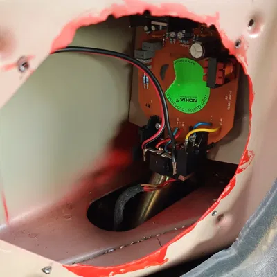 Bảng gắn ampli loa sau cho Audi Cabriolet T89