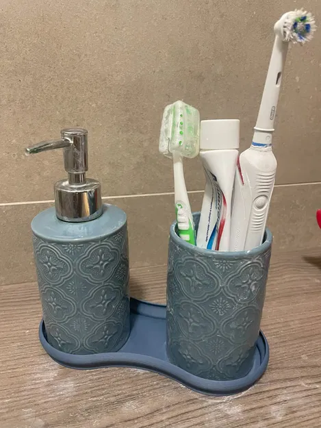 Đĩa để dưới bình xà phòng tiện dụng - Image 1