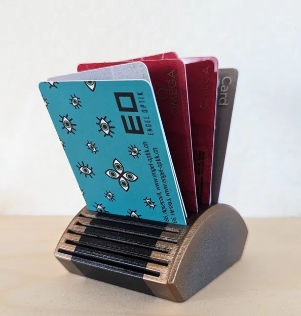 Giá đỡ thẻ card với thiết kế nghiêng tiện lợi - Image 1