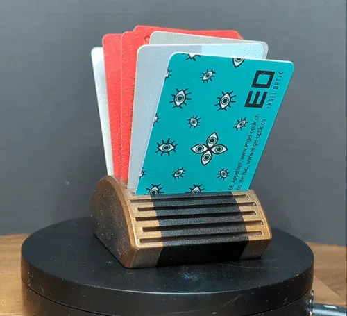 Giá đỡ thẻ card với thiết kế nghiêng tiện lợi - Image 3