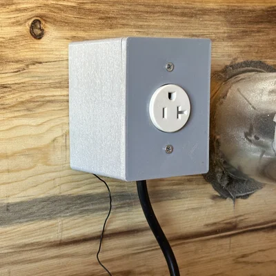 Hộp dự án cho mô-đun rơ-le không dây và ổ cắm 120V