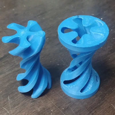 Mô hình đồ chơi xoáy không thể xuyên qua