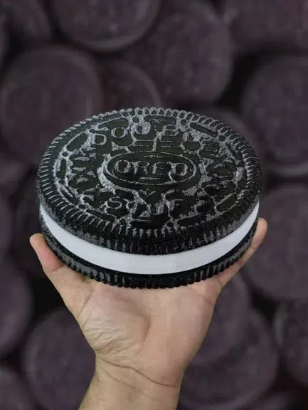 Bánh Oreo khổng lồ HueForge độc đáo - Image 1