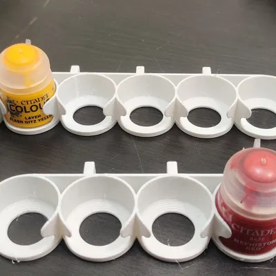 Giải pháp lưu trữ sơn SKADIS Citadel với 5 và 6 chai