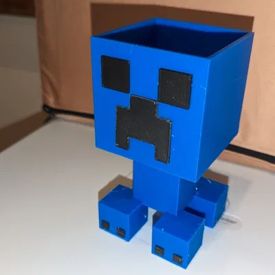 Giá đỡ bút hình Creeper trong Minecraft