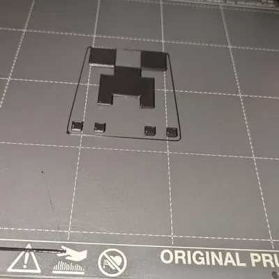 Giá đỡ bút hình Creeper trong Minecraft