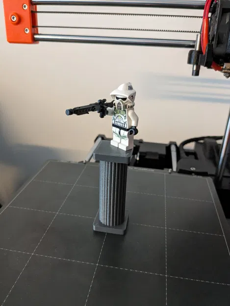 Cột đá cẩm thạch trang trí cho màn hình máy tính - Image 2