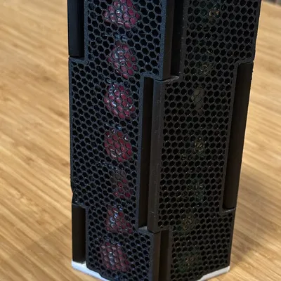 Tháp xúc xắc tích hợp cửa vào cho trò chơi bàn