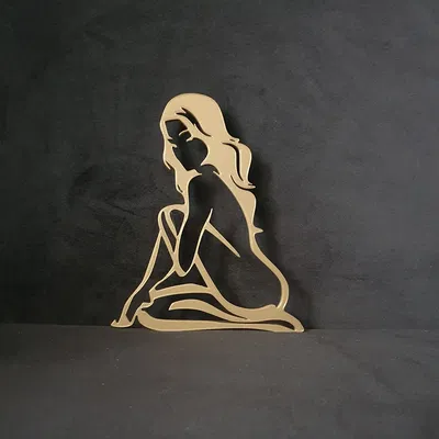 Tượng phụ nữ nghệ thuật tinh xảo cho trang trí nội thất