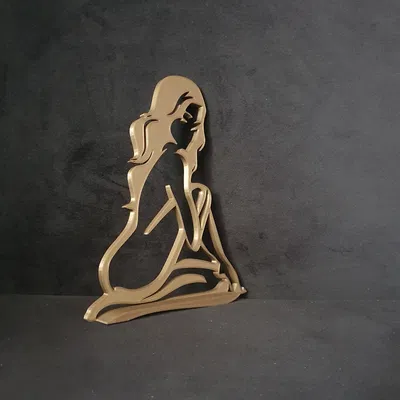 Tượng phụ nữ nghệ thuật tinh xảo cho trang trí nội thất