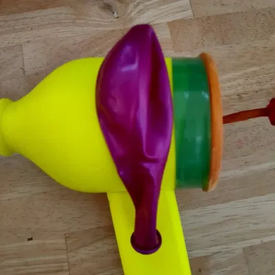 Súng hơi mini bắn vòng khí độc đáo