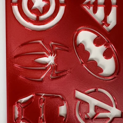 Mẫu stencil vẽ logo các siêu anh hùng