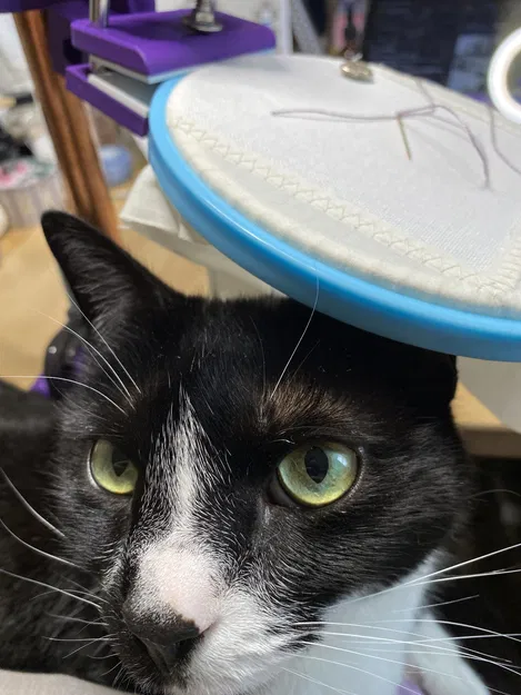 Giá đỡ thêu tay Clare: Ergonomic và dễ sử dụng - Image 9