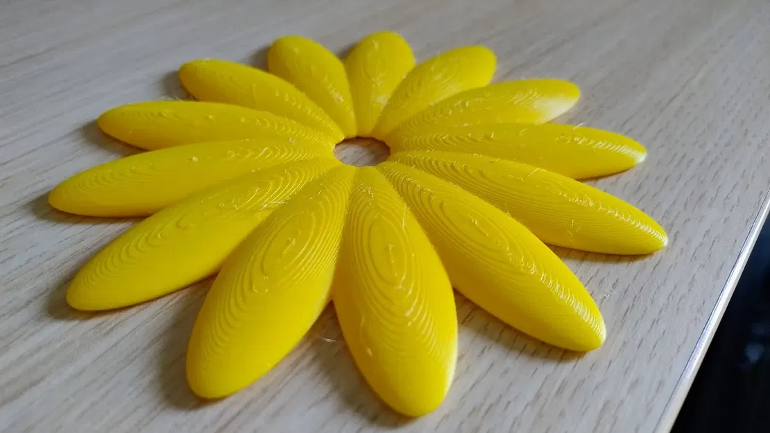 Bệ nước nổi cho ong với hoa 13 cánh - Image 7