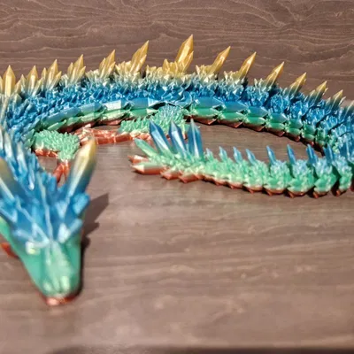 Rồng pha lê khớp nối tinh xảo