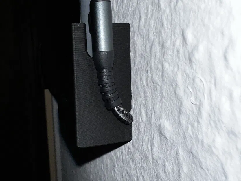 Giá đỡ tường cho máy tính bảng Fire HD10 Plus - Image 3