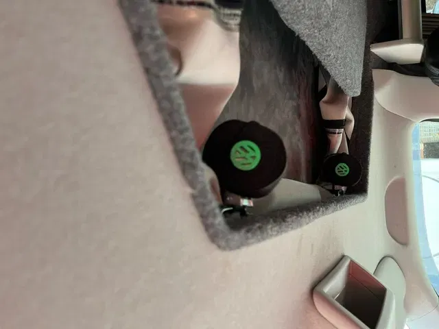 Giá đỡ dây đai cho mui xe VW Pop Top - Image 2