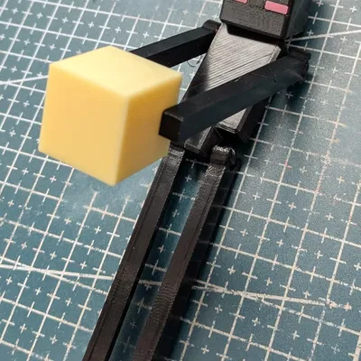 Nhân vật Enderman Mini 13 với hệ thống khớp bóng