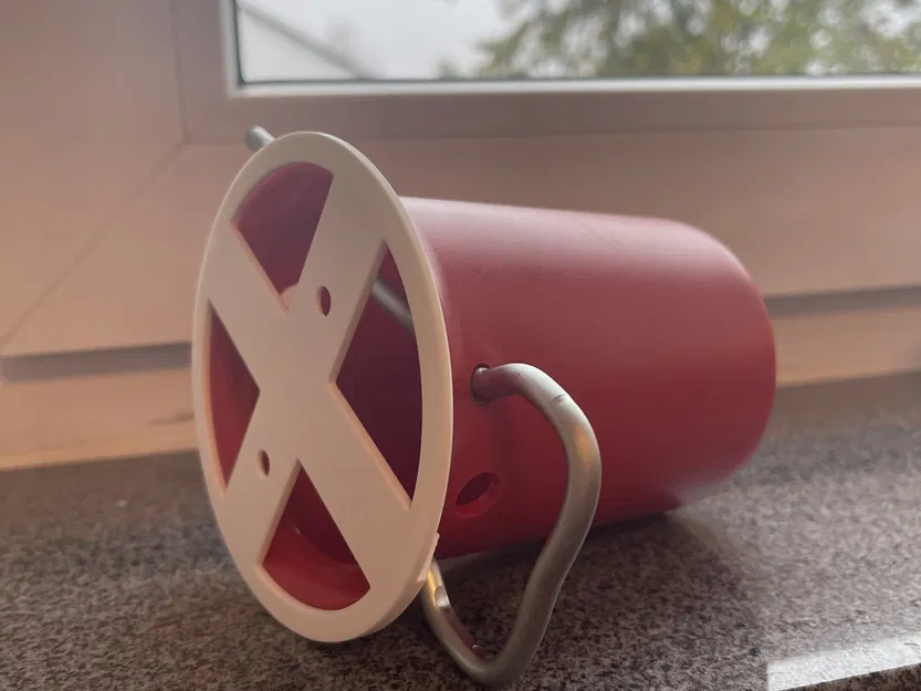 Giá đỡ nắp bình gas treo tường nhỏ gọn - Image 1