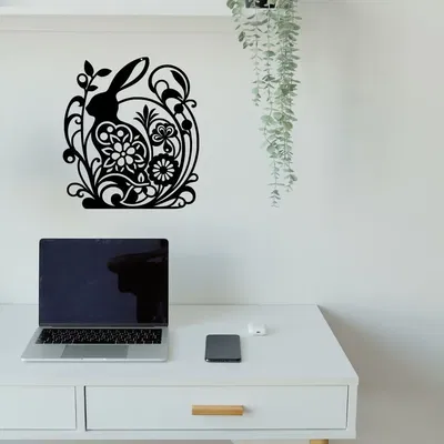 Trang trí lễ Phục Sinh với thỏ và hoa treo tường