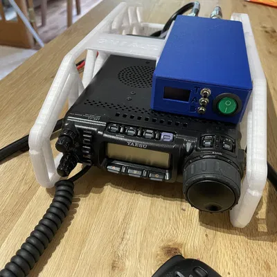 Khung di động cho máy phát Yaesu FT-857D