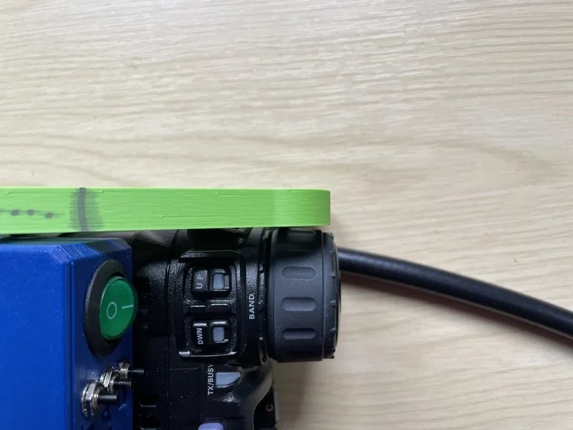 Khung di động cho máy phát Yaesu FT-857D - Image 18