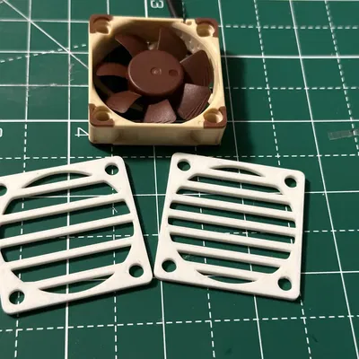 Nắp bảo vệ quạt máy tính với nhiều kích thước khác nhau