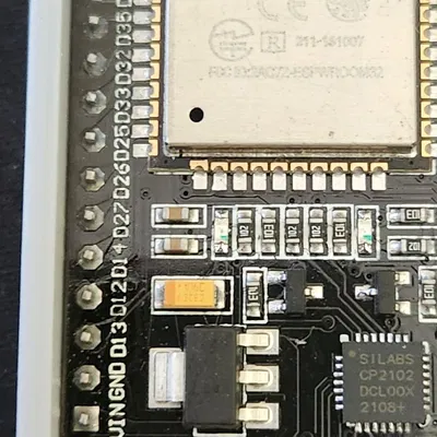 Vỏ bảo vệ đơn giản cho ESP32 Dev Kit V1