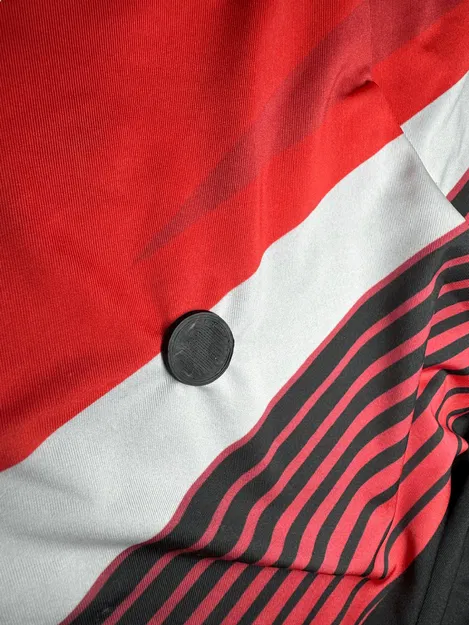 Giá đỡ/clip giữ số chạy cho áo thể thao - Image 1