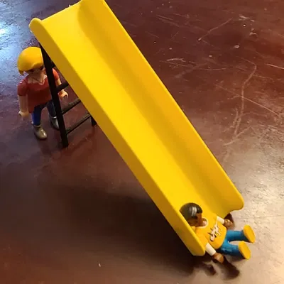 Cầu trượt và thang cho nhân vật Playmobil