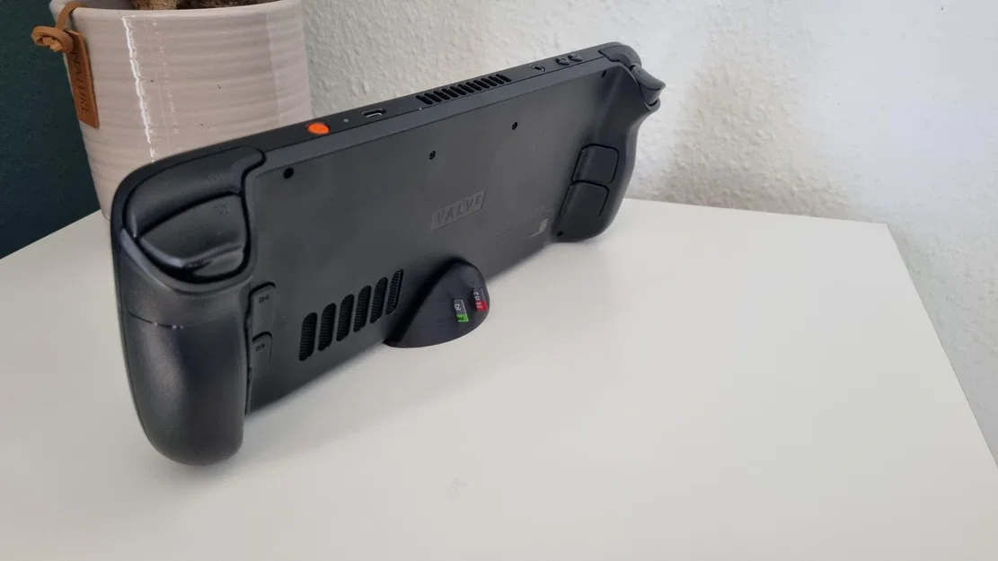 Giá đỡ Steamdeck với chỗ cho 2 thẻ micro SD - Image 1