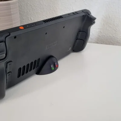 Giá đỡ Steamdeck với chỗ cho 2 thẻ micro SD