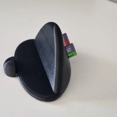 Giá đỡ Steamdeck với chỗ cho 2 thẻ micro SD