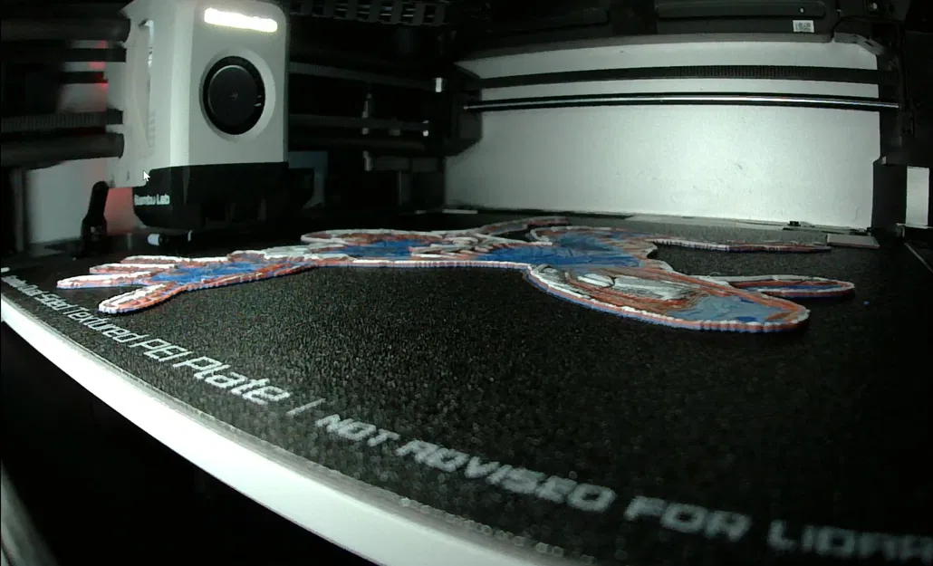 Hình ảnh Spiderman đa sắc màu từ A.I. – Nghiên cứu Hueforge - Image 3