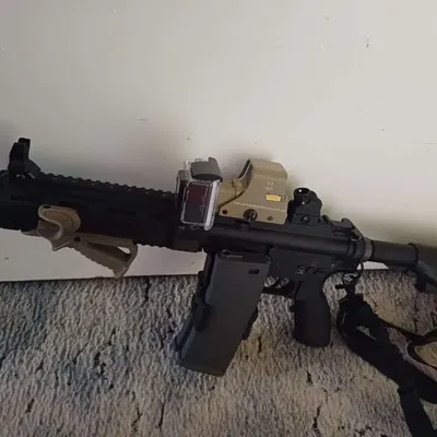 Giá đỡ camera hành động nhỏ gọn cho RIS