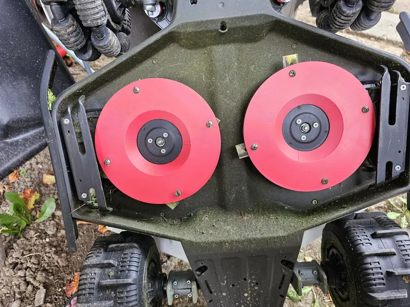 Bảo vệ lưỡi cắt LUBA 2 chống rối cỏ quanh ốc vít - Image 3