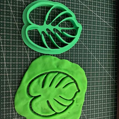 Dao cắt lá Monstera cho bánh quy và đồ gốm lạnh