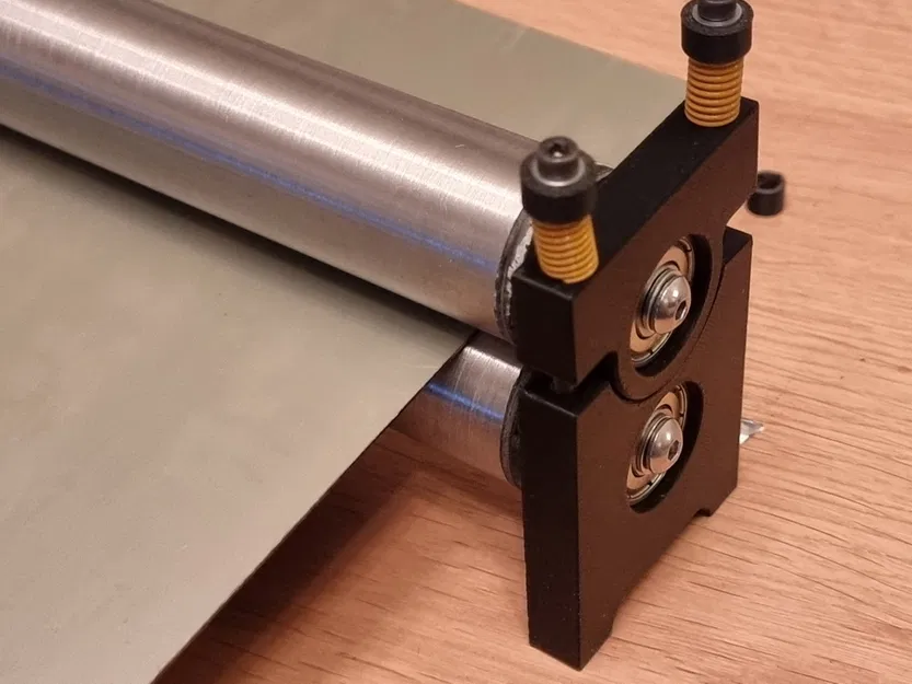 Máy ép cuộn in 3D để dán nhãn và bề mặt in - Image 1