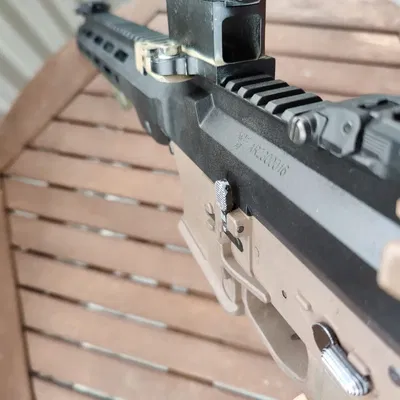 Cụm trên cho AR-15 phong cách Sako