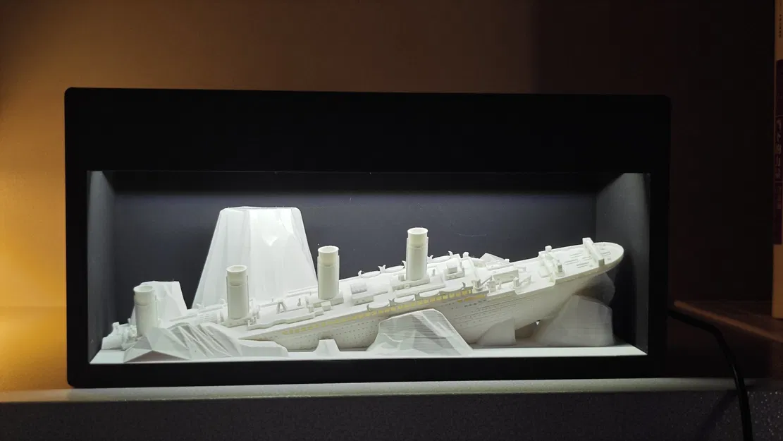 Đèn bàn và đèn ngủ chủ đề Titanic - Image 2