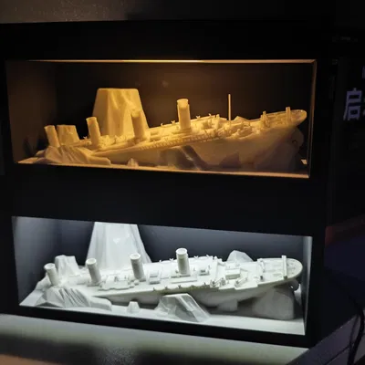 Đèn bàn và đèn ngủ chủ đề Titanic